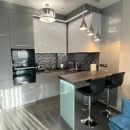 Noir Silvery